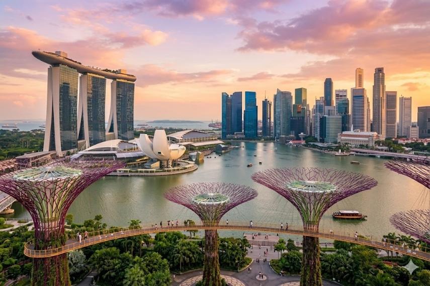 👨‍👩‍👧‍👦    رحلة سنغافورة العائلية 5 أيام 🌆 مغامرة بين الحداثة والطبيعة