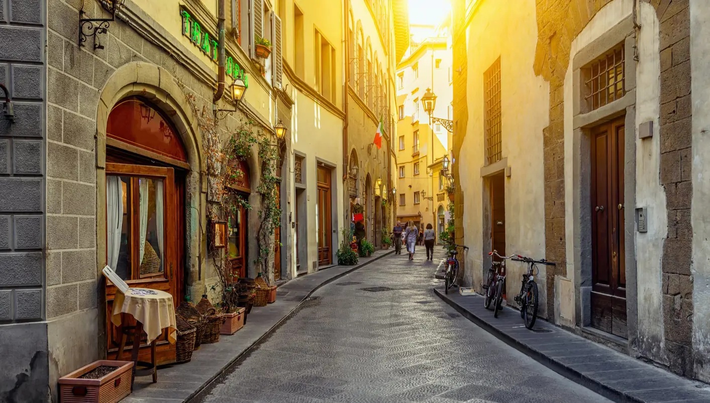 Italy and Switzerland: A dream adventure between the charm of historic cities and the towering Alps