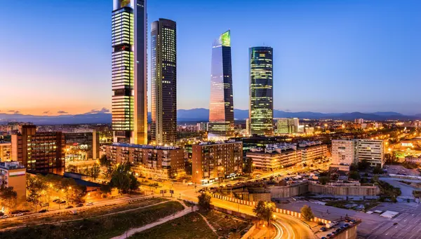 اشبيلية- قرطبة- كونسويغرا- مدريد (الخميس)