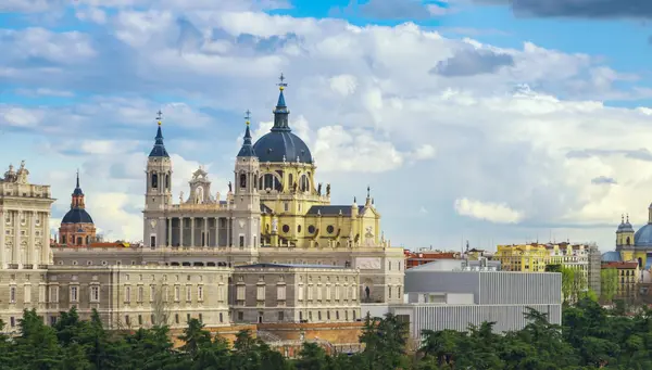 مدريد (الأحد)